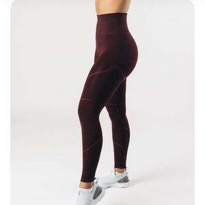 Alphalete OG revival black cherrry leggings